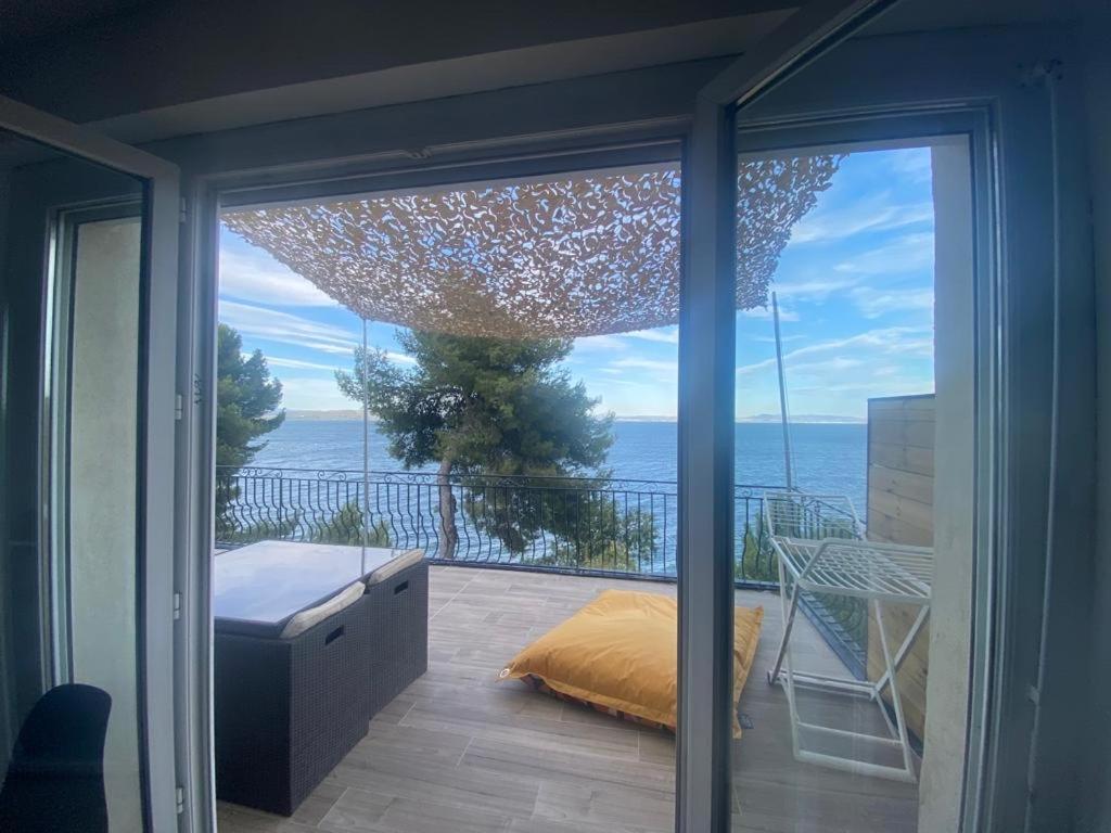 Appartement T4 Terrasse Et Vue Istres Exteriér fotografie