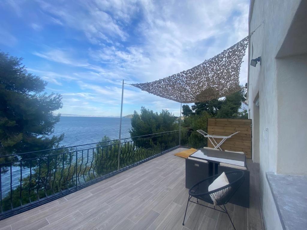 Appartement T4 Terrasse Et Vue Istres Exteriér fotografie